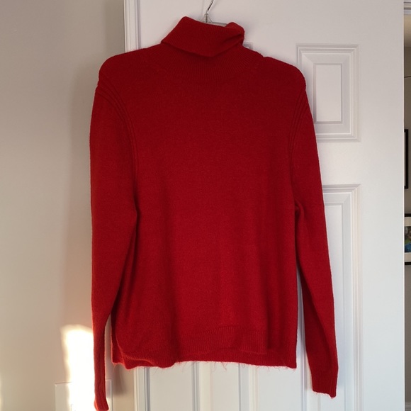 NWOT Red Turtleneck Sweater 😍 - Picture 8 of 15